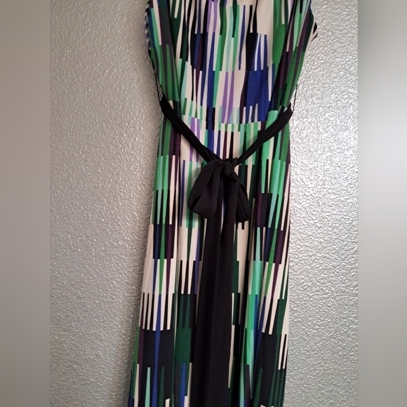 Maggy London V-Neck Maxi Dress Size 10 - Picture 8 of 8